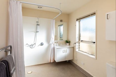 Photo of property in 23 Basil Place, Mount Pleasant, Christchurch, 8081