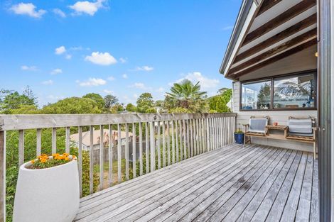 Photo of property in 33 Gledstane Road, Stanmore Bay, Whangaparaoa, 0932