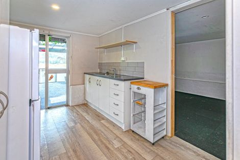 Photo of property in 20 Daphne Road, Tairua, 3508