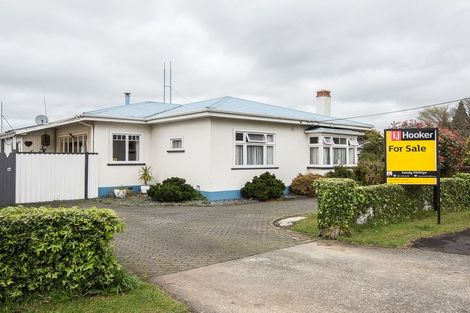 Photo of property in 55 Forest Lake Road, Forest Lake, Hamilton, 3200