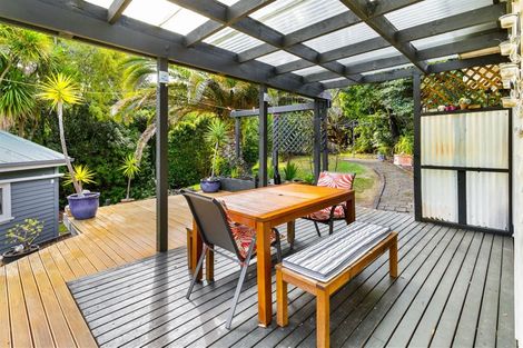 Photo of property in 37 Cyclarama Crescent, Massey, Auckland, 0614