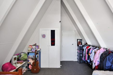 Photo of property in 170 Mcmurdo Street, Tinwald, Ashburton, 7700