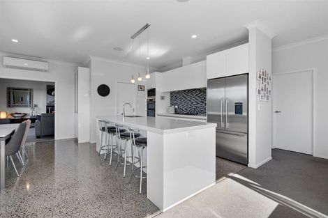 Photo of property in 15 Valley View Way, Bethlehem, Tauranga, 3110