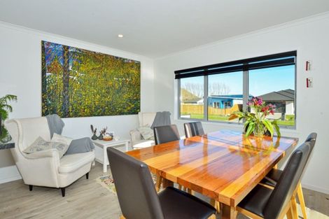 Photo of property in 30 Hamilton Drive, Wainui, Gisborne, 4010