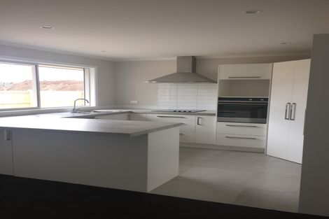 Photo of property in 22 Huka Heights Drive, Rangatira Park, Taupo, 3330