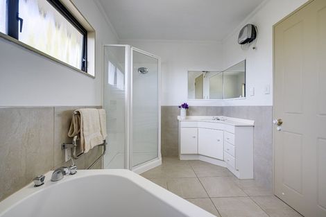 Photo of property in 214 Auckland Road, Greenmeadows, Napier, 4112