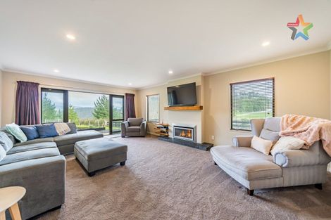 Photo of property in 32c Kaitoke Loop, Kaitoke, Upper Hutt, 5018