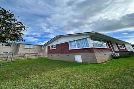 Photo of property in 2/38 Knightsbridge Drive, Forrest Hill, Auckland, 0620