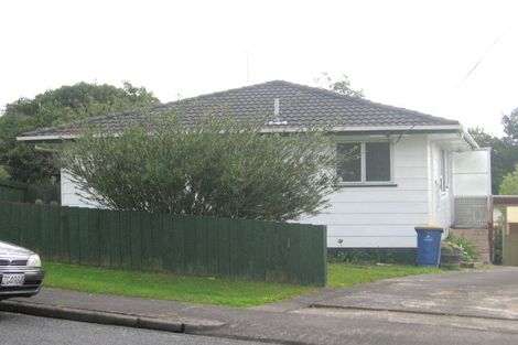 Photo of property in 12 Helena Street, Massey, Auckland, 0614