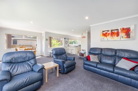 Photo of property in 4a Melanie Place, Orewa, 0931