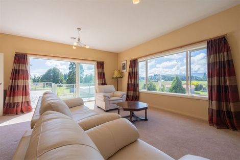 Photo of property in 25 Muriwai Drive, Manapouri, 9679