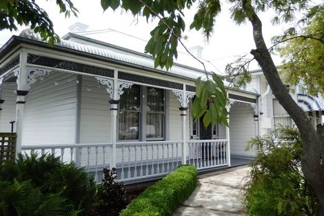 Photo of property in 19 Wharfe Street, South Hill, Oamaru, 9400