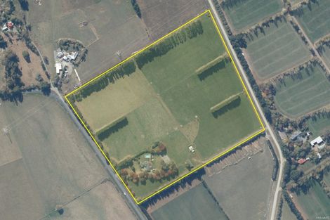Photo of property in 900 Loburn Whiterock Road, Loburn, Rangiora, 7472
