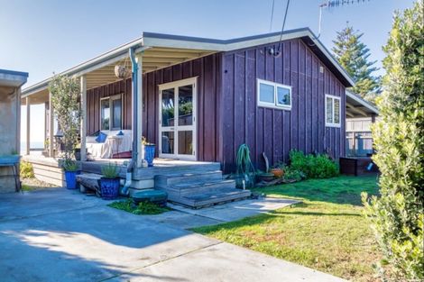 Photo of property in 35 Clifton Road, Haumoana, 4102