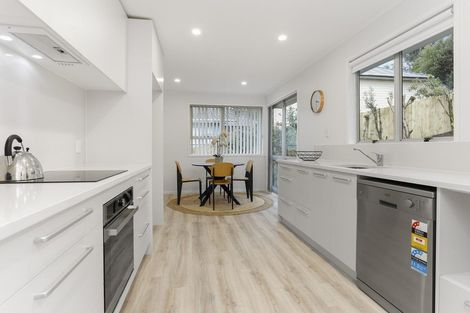 Photo of property in 53a Salamanca Road, Sunnynook, Auckland, 0620