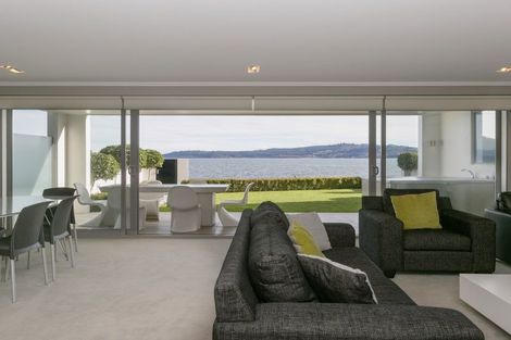 Photo of property in 1/225 Lake Terrace, Waipahihi, Taupo, 3330