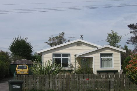 Photo of property in 43 Kawaha Point Road, Fairy Springs, Rotorua, 3015