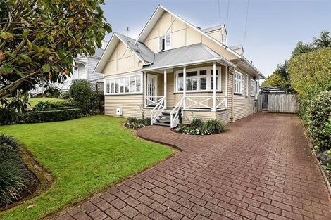 Photo of property in 1 Linwood Avenue, Mount Albert, Auckland, 1025