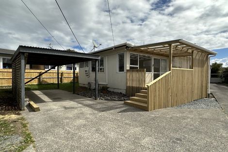 Photo of property in 69a Red Beach Road, Red Beach, 0932
