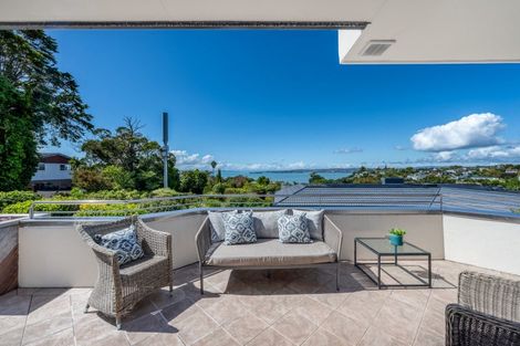 Photo of property in 1 Page Point, Mellons Bay, Auckland, 2014