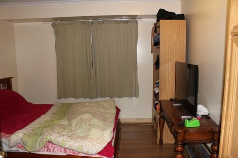 Photo of property in 184a Russell Road, Manurewa, Auckland, 2102