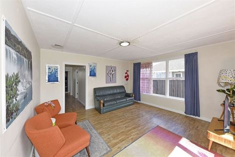 Photo of property in 12 Glenfield Crescent, Mairehau, Christchurch, 8052