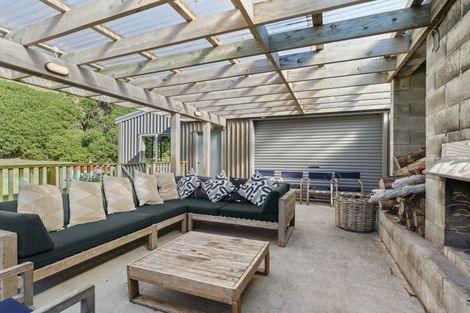 Photo of property in 645a Te Awaiti Road, Te Awaiti, Martinborough, 5782