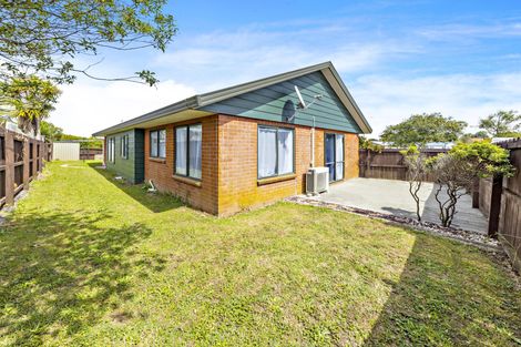 Photo of property in 34 Horlicks Place, Randwick Park, Auckland, 2105