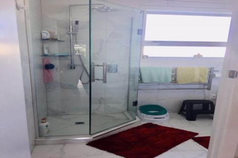 Photo of property in 12 Kereru Street, Henderson, Auckland, 0612