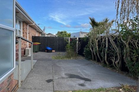 Photo of property in 2/2 Paul Place, Pakuranga, Auckland, 2010