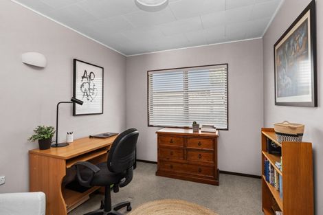 Photo of property in 5 Symons Street, Parkvale, Hastings, 4122