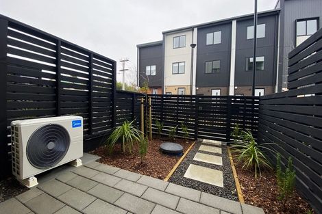 Photo of property in 3/327 Glengarry Road, Glen Eden, Auckland, 0602