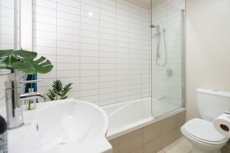 Photo of property in Onslow Heights, 17f Onslow Road, Khandallah, Wellington, 6035