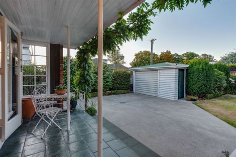 Photo of property in 37 Wai-iti Terrace, Burnside, Christchurch, 8052