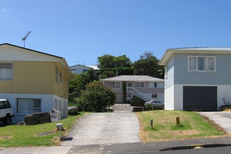 Photo of property in 54 Stott Avenue, Birkdale, Auckland, 0626
