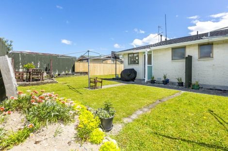 Photo of property in 2/14 Clouston Park Road, Ebdentown, Upper Hutt, 5018