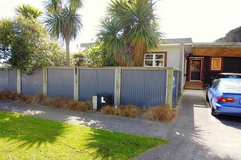 Photo of property in 7 Poneke Drive, Waikanae, 5036