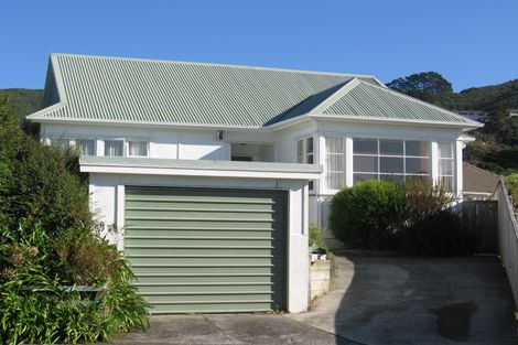 Photo of property in 4 Rudyard Crescent, Johnsonville, Wellington, 6037