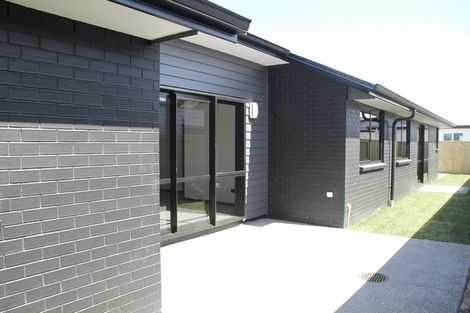 Photo of property in 20 Awatira Drive, Papamoa Beach, Papamoa, 3118