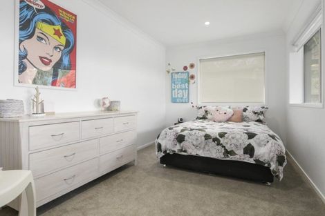 Photo of property in 38 Parr Terrace, Castor Bay, Auckland, 0620