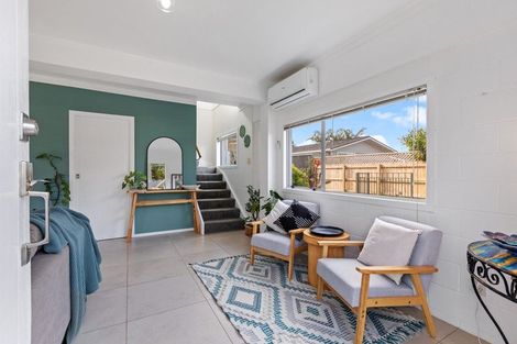 Photo of property in 29a Doment Crescent, Orewa, 0931