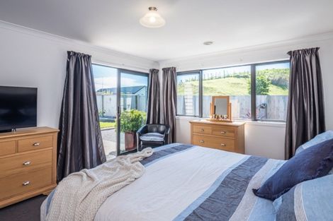 Photo of property in 97 The Drive, Paraparaumu Beach, Paraparaumu, 5032