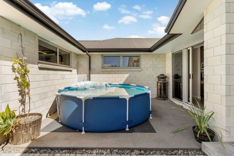 Photo of property in 5 Greenvale Place, Welcome Bay, Tauranga, 3112