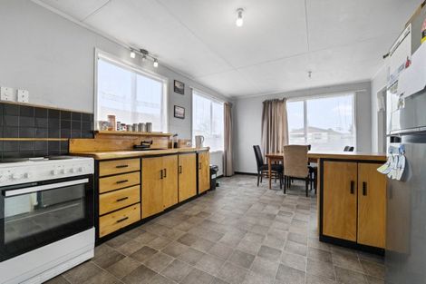 Photo of property in 12 Exeter Street, Stratford, 4332