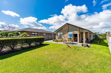 Photo of property in 21 Kedge Drive, Mangawhai, 0505