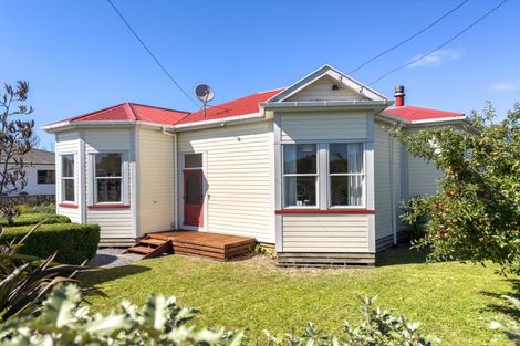 Photo of property in 151 Pembroke Street, Carterton, 5713
