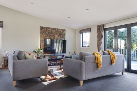 Photo of property in 8 Lewer Street, Karori, Wellington, 6012