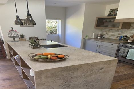 Photo of property in 2 Saint Leonards Road, Hauraki, Auckland, 0622