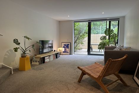 Photo of property in Nouvo Apartments, 9/21 Rugby Street, Mount Cook, Wellington, 6021