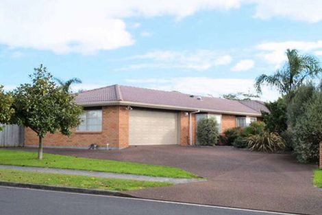 Photo of property in 55 Bob Charles Drive, Golflands, Auckland, 2013